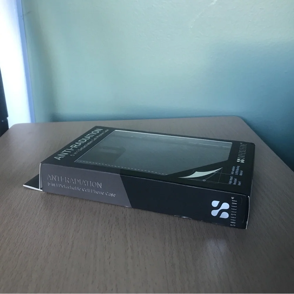 SafeSleeve Detachable for iPhone 14 Pro